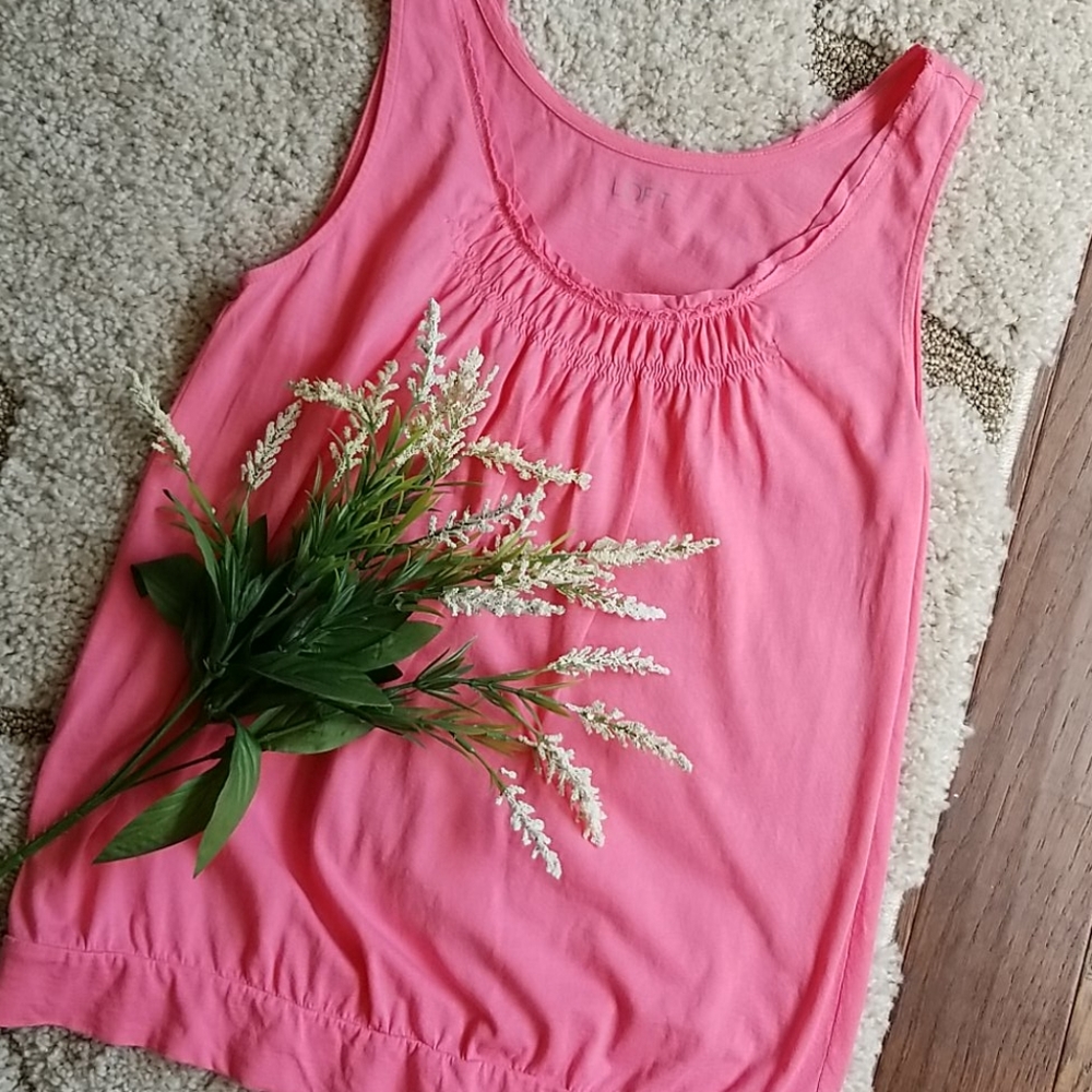 Comfy Vintage LOFT Pink Sleeveless Tee
